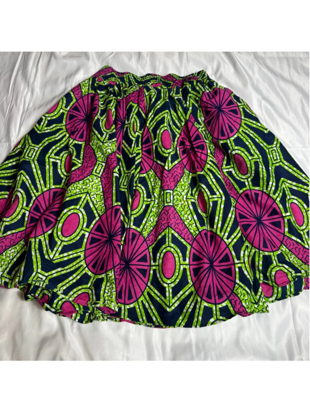 Women's African Stars A-Line Skirt Size M Black Pink Geometric Print